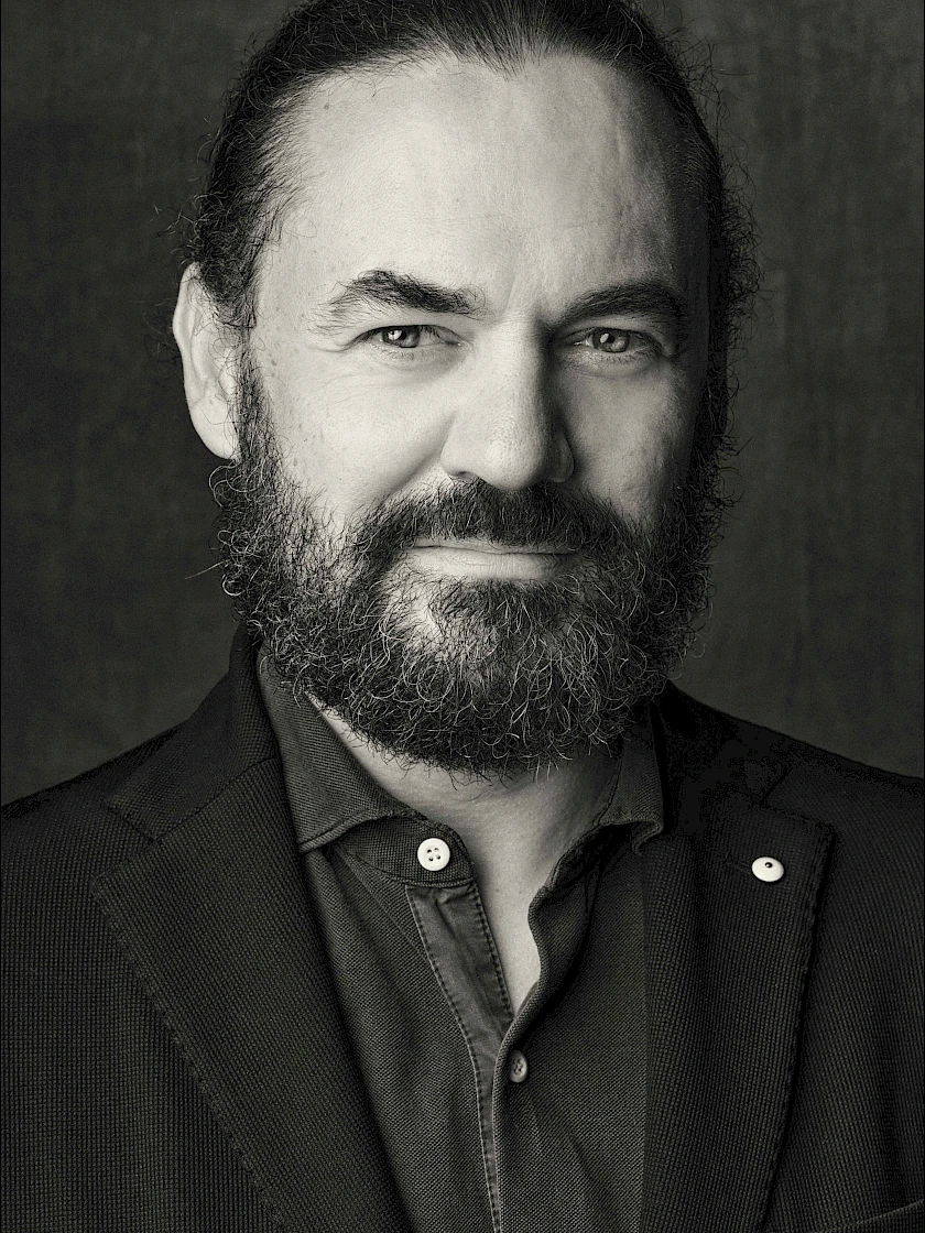 Alberto Zontone, Co-Founder & CEO of Studio Urquiola, speaker at the Wherever Whenever – Work Culture Festival 2026. Photo: © Settimio Benedusi