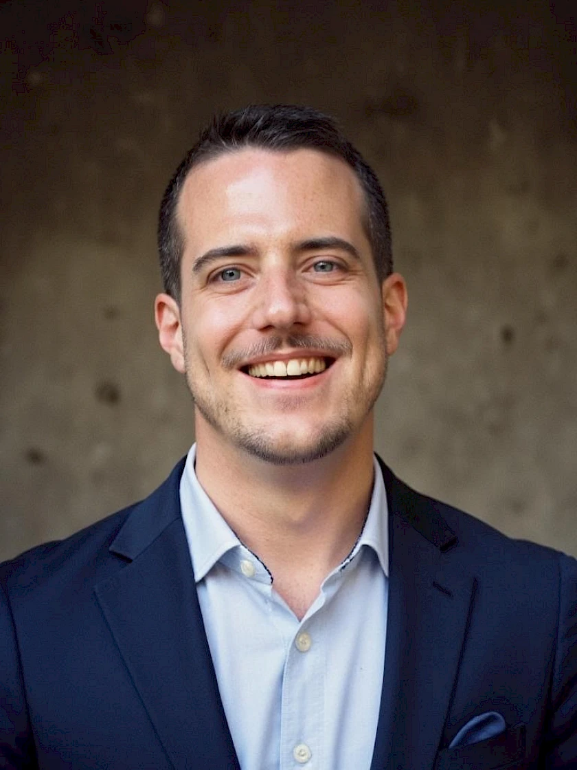 Maximilian Schumacher, Head of Department Workplace Transformation at Munich Re, speaker at the Wherever Whenever – Work Culture Festival 2026. Photo: © Maximilian Schumacher