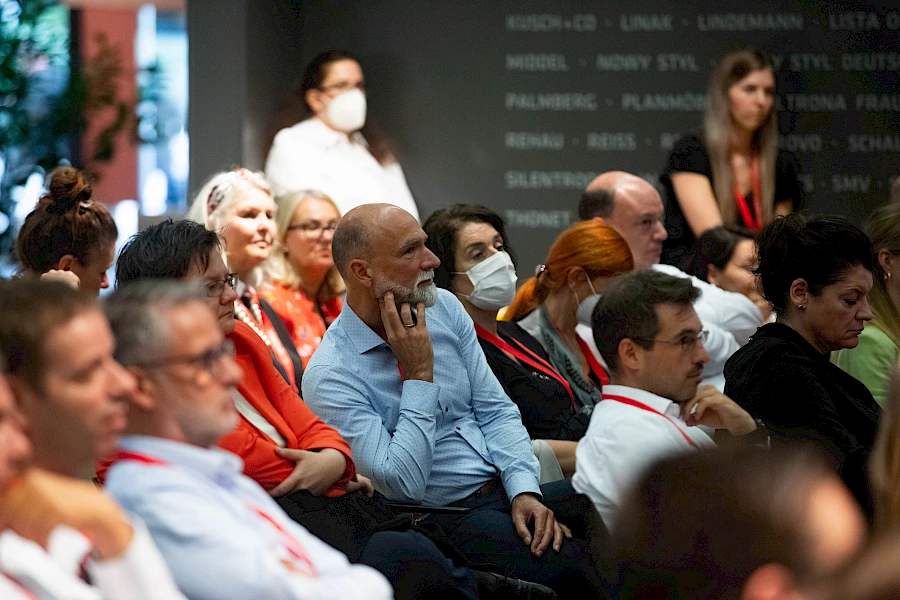 Fesselndes Programm auf der Bühne des IBA Forum (Foto: IBA)