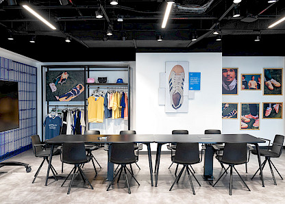 Zugehörigkeit und Inspiration: Signature Designs von adidas prägen den neuen Firmensitz in Mexiko-Stadt.