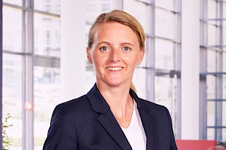 Angelika Zinkgräf, Personalleiterin MLP