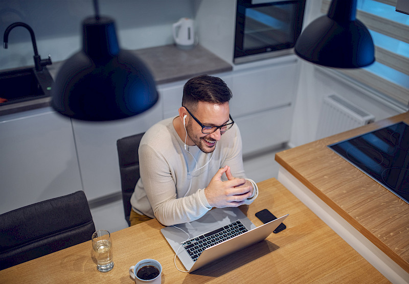 In many areas, working from home is highly effective. Image: iStock / dusanpetkovic