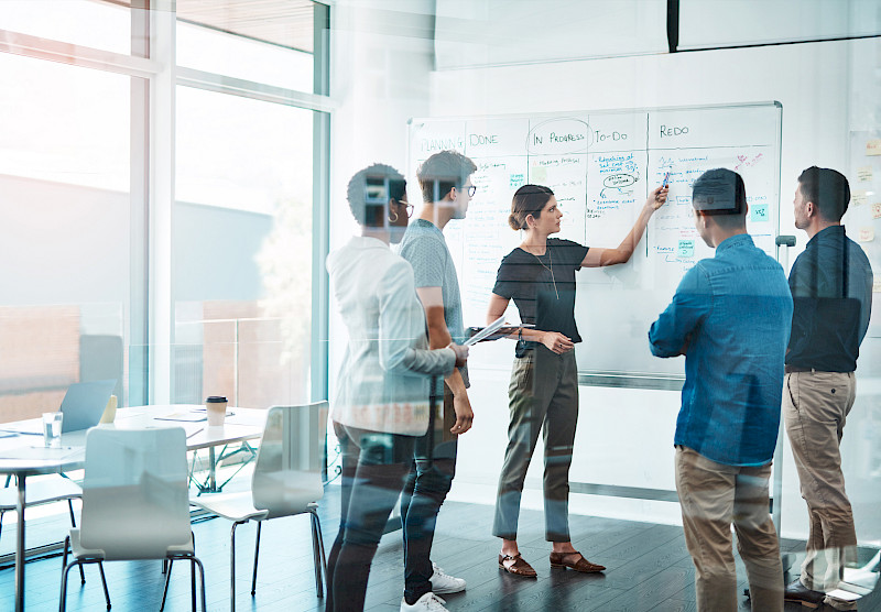 In future, a mix of home and office working is likely to become the norm. Image: iStock / Cecilie Arcurs