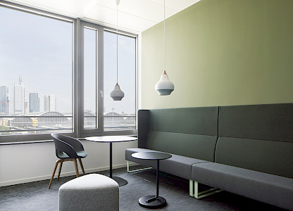 The Monolite sofa by Materia and the Deli chair complement each other.